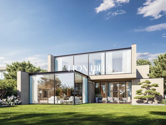 Вілла з панорамним видом у Lion Hills — життя на висоті Лісники