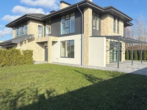 Будинок з ремонтом, закрите КМ Ясний Хутір, ділянка 12 соток, ГАЗ Лесники