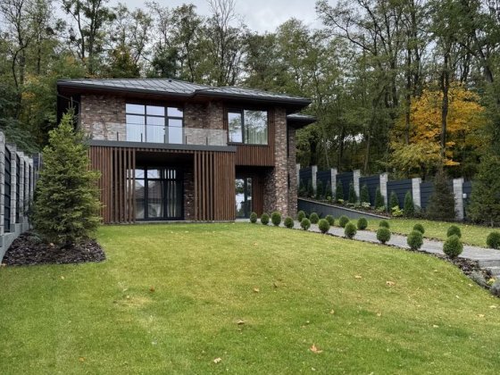 Віта Поштова продаж коттеджу 230 квм  ремонт меблі Газ бомбосхвоищн Вита-Почтовая