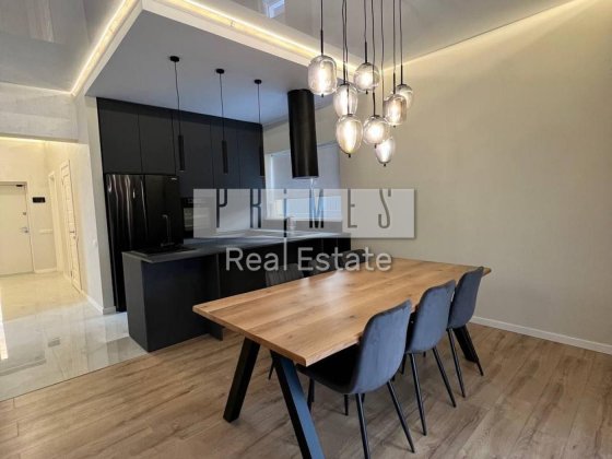 Продам будинок, Віта Поштова, 240м2, з ремонтом, ділянка 5 соток Вита-Почтовая