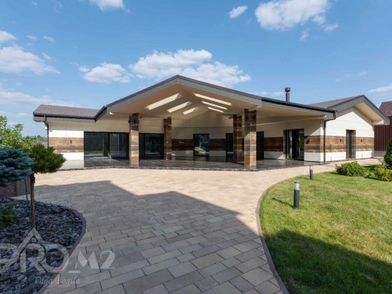 Продаж будинку під Києвом, село Гореничі з басейном Гореничи