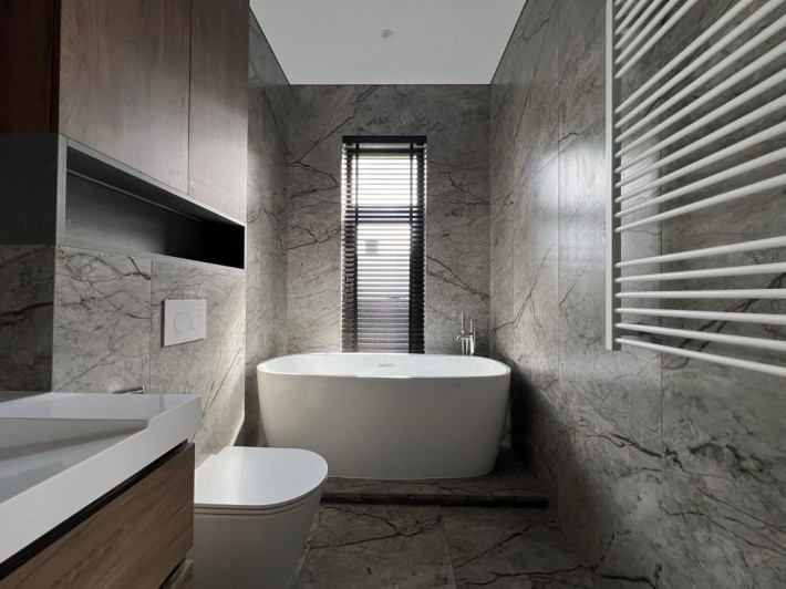 Будинок, басейн Стоянка 204 м2 - фото 1