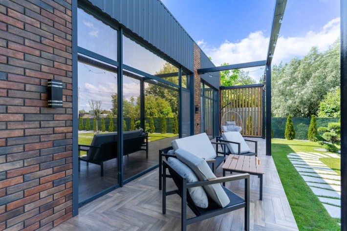 Котедж (від забудовника) 150 м² та 7 соток з ремонтом у закритому КМ - фото 1