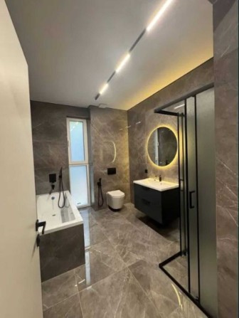 Продаж сучасного таунхауса у Віті-Поштовій — без комісії! - фото 1