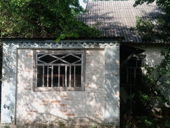 Терміново. Потрібно гроші на операцію. Продам будинок біля ставка Узин