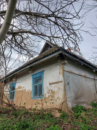 Будинок в мальовничому селі Бородані ,  130 км від Київа - фото 1