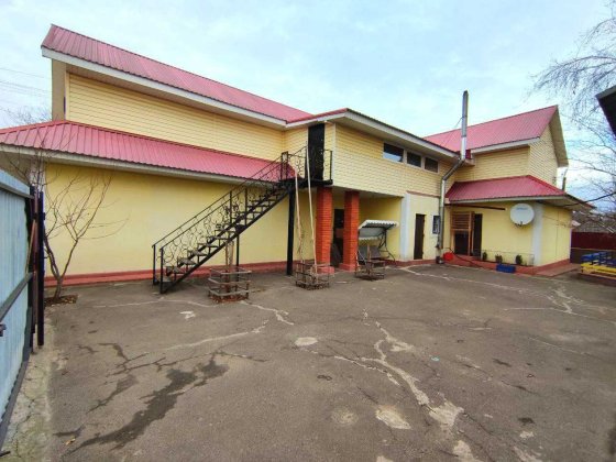 Продаж будівлі Житло+Бізнес все працює. Бородянка