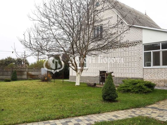 Будинок, 1пов. Гарний стан. с. Велика Димерка, Броварський район Велика Димерка