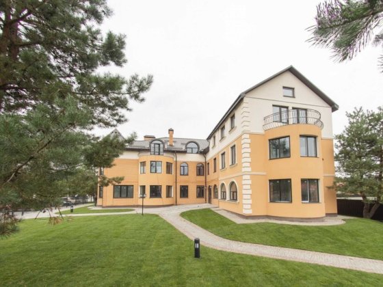 Будинок для комплексу відпочинку/SPA/центру реабілітації Глеваха