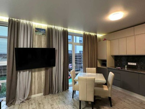 Таунхаус з ремонтом у Гостомелі — 95 м², 4 кімнати, закрита територія Блиставица