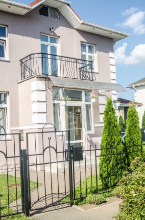 продаж будинку в КМ "Нова Богданівка" - фото 1