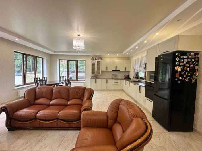 Одноповерховий • будинок з ремонтом • Озеро • Закрите КМ - фото 1