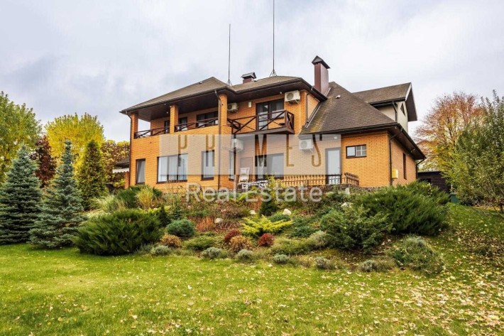 Продаж 2 поверхового будинку, гараж, ділянка 25 соток, Горбовичі - фото 1