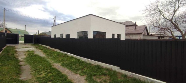 Коттедж з бомбоупорним дахом в Любимовке (Гуровщина) – 15 км от Киева! - фото 1