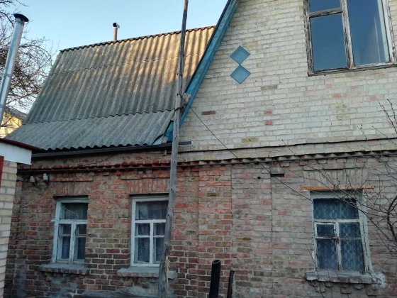 Півбудинку з великою земельною ділянкою Горенка