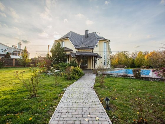 Продаж будинку, Польова , Гора Кедина Гора