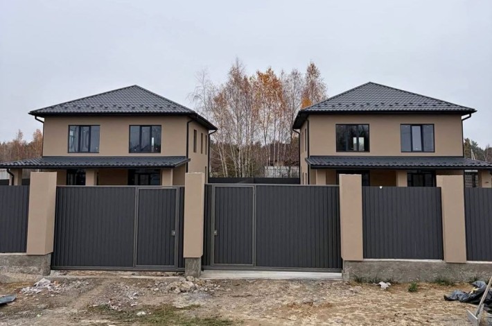 Будинок у передмісті Києва - фото 1