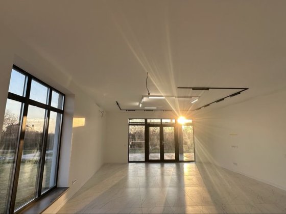 Чудовий будинок з ремонтом біля Десни. БЕЗ КОМІСІЇ. Зазимье