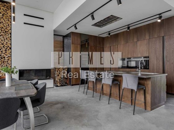 Продаж 5к будинку з ремонтом, КМ Белгравія, вул. Привітна, Дмитрівка Дмитровка