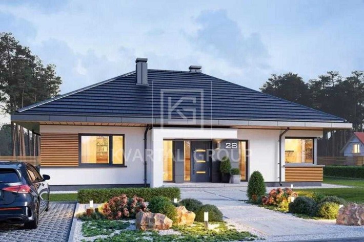 Сучасний будинок з великою земельною ділянкою - фото 1