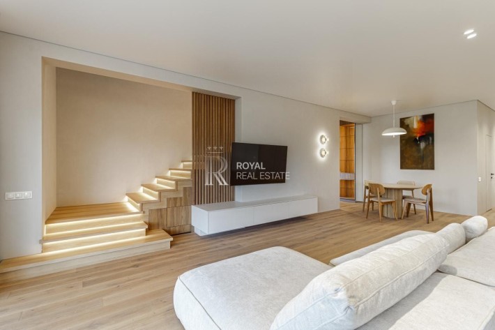 Продажа Дом Крушинка 192 кв м 5 к 7 сот с ремонтом Дисконт - фото 1