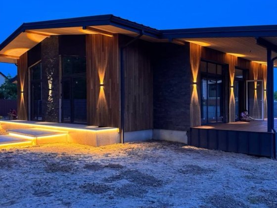 Унікальний будинок в продажу, авторський проєкт, ліс та каскад озер Любимовка