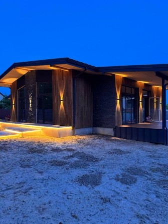 Унікальний будинок в продажу, авторський проєкт, ліс та каскад озер - фото 1