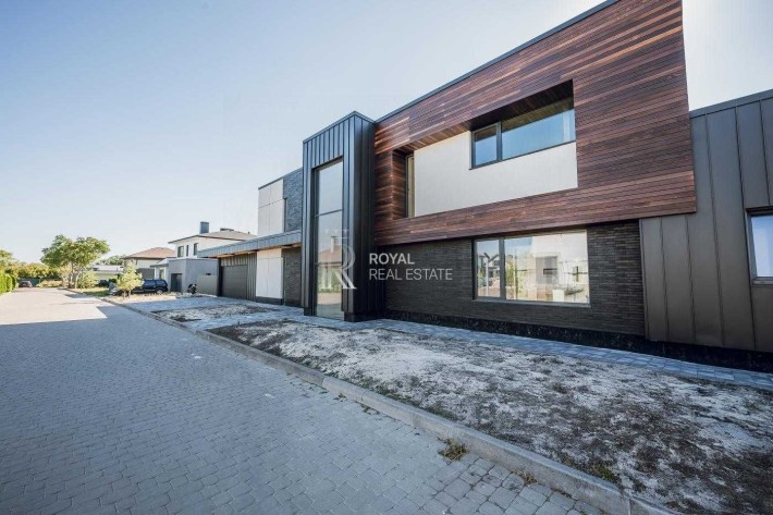 Продаж будинку Крушинка 279м2 Вихід до водойми без ремонту - фото 1