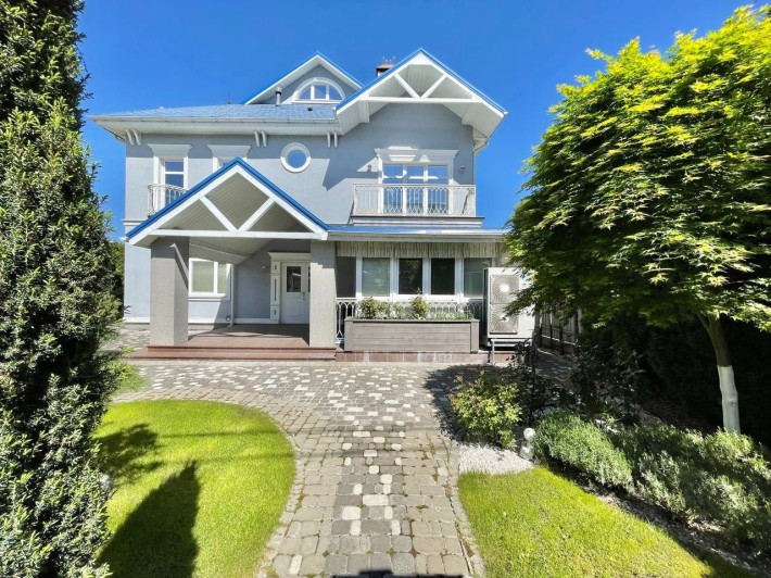 Будинок з ремонтом та басейном, газове опалення. Тиха локація - фото 1