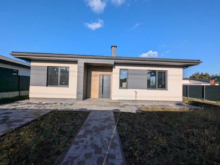 Затишний будинок поруч з Києвом - фото 1