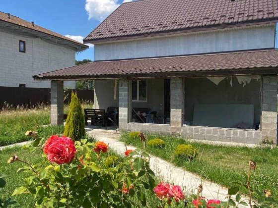 Продаж будинку в Петрушках Петрушки