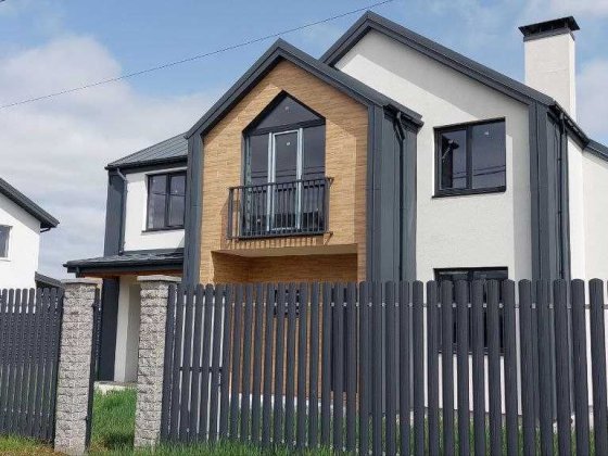 Продаж будинку 207м. в КМ Вишневий Хуторок (Вишеньки, 6 км від Києва) Петропавловское