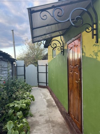 Продам добротний будинок недалеко від Києва - фото 1