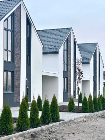 Продаж будинку в с. Погреби - фото 1