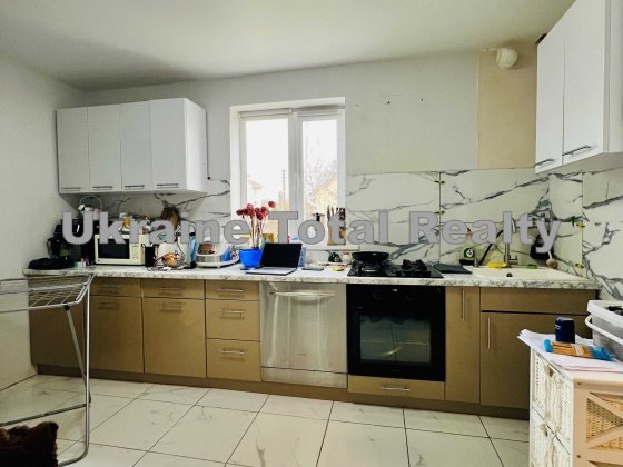 РОЖНИ! Продаж будинку 100м2 + 6 соток землі! Вулиця Північна 4 Рожны