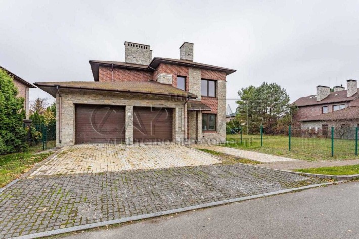 Терміновий продаж затишнй будинок у КМ «Сонячна долина» в Романкові - фото 1