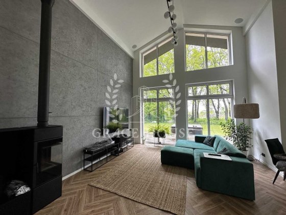 Продажа дизайнерского дома (135м) КГ Рославичи Иванковичи 12 соток Рославичі