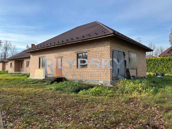 Будинок з видом на ліс Рославичи