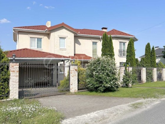 Продали будинок Старі Петрівці 15 км від Києва  З технікою і меблями Старые Петровцы