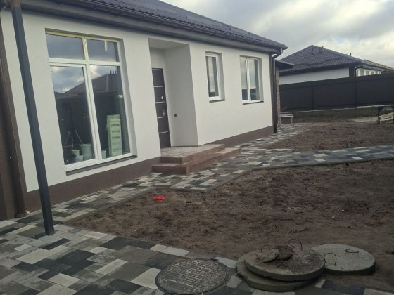 Продаж готового будинку Счастливое