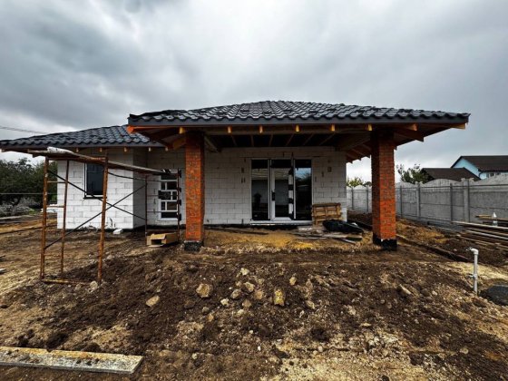 Будинок в передмісті столиці/120м2/5 соток Тарасовка