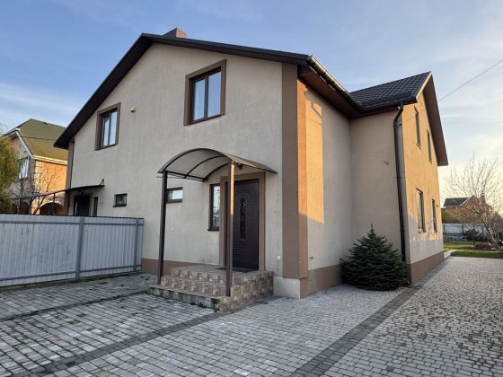 Продаж дуплексу з ремонтом с.Тарасівка Тарасовка