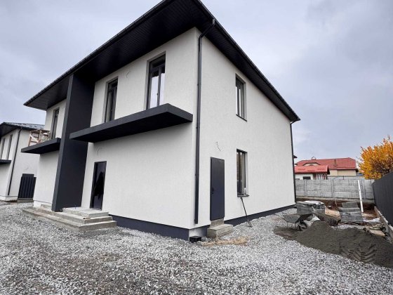 БЕЗ % Продаж сімейного 4к дуплексу в Шевченково, біля вул. Лікарська Шевченково