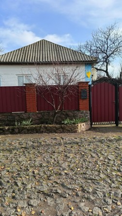 Продам добротний будинок м.Новоукраїнка - фото 1