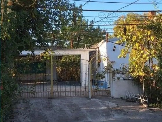 Будинок з умовами Бобринец