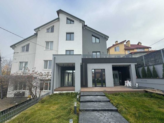 Приватний будинок|Сокільники|на етапі завершення ремонту|240кв.м Сокільники