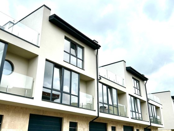 Готові котеджі поряд з ТЦ Вікторія Гарденс. вул.Кульпарківська. Без % Сокільники