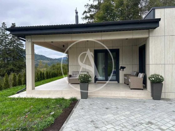 Сучасний будинок в котеджному містечку в Карпатах Славське (Славсько) Славское