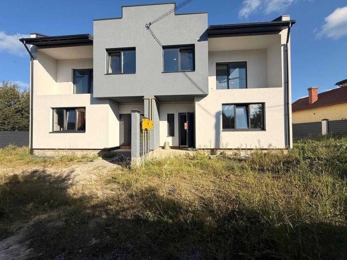 Продаж котеджу с.Зимна Вода - фото 1