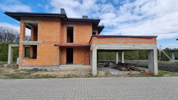 Продаж  окремостоячого  будинку  в затишному місці  с. Зубра біля лісу - фото 1